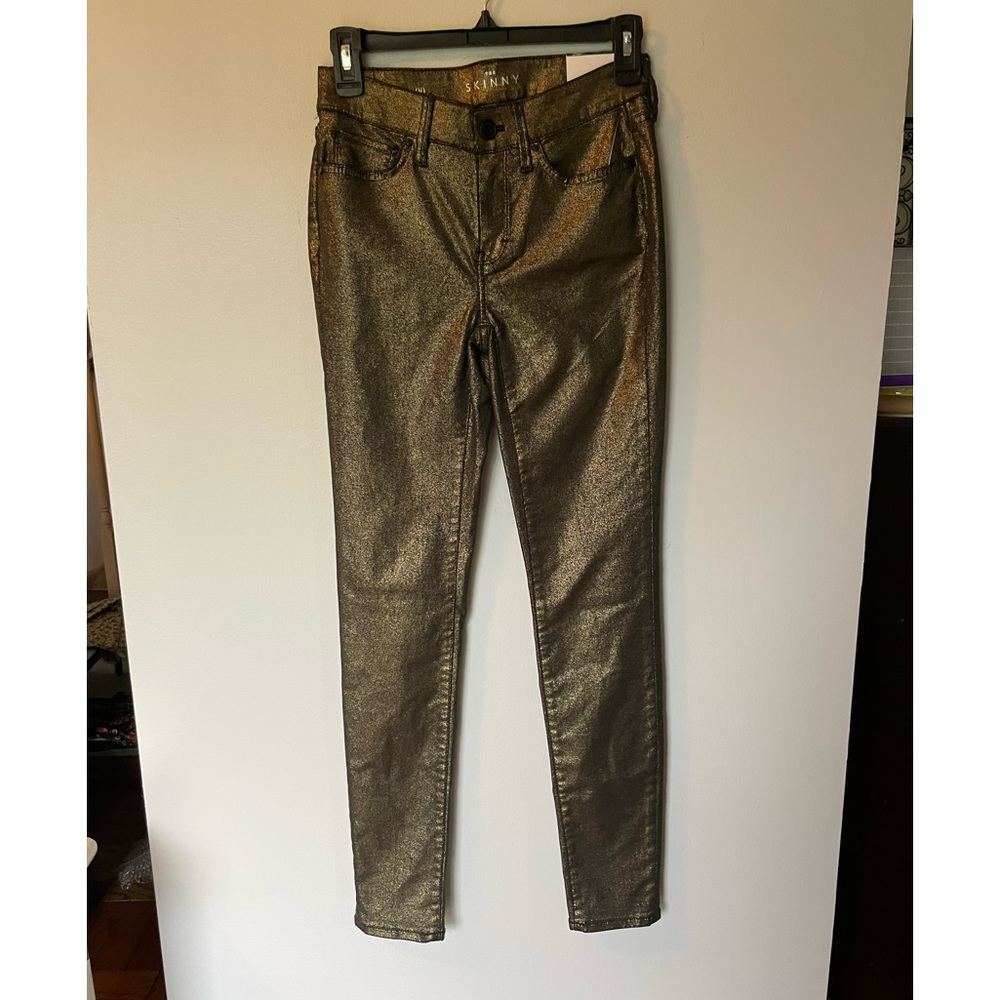 NWT White House Black Market - The Skinny Black Metallic Jeans, size 00